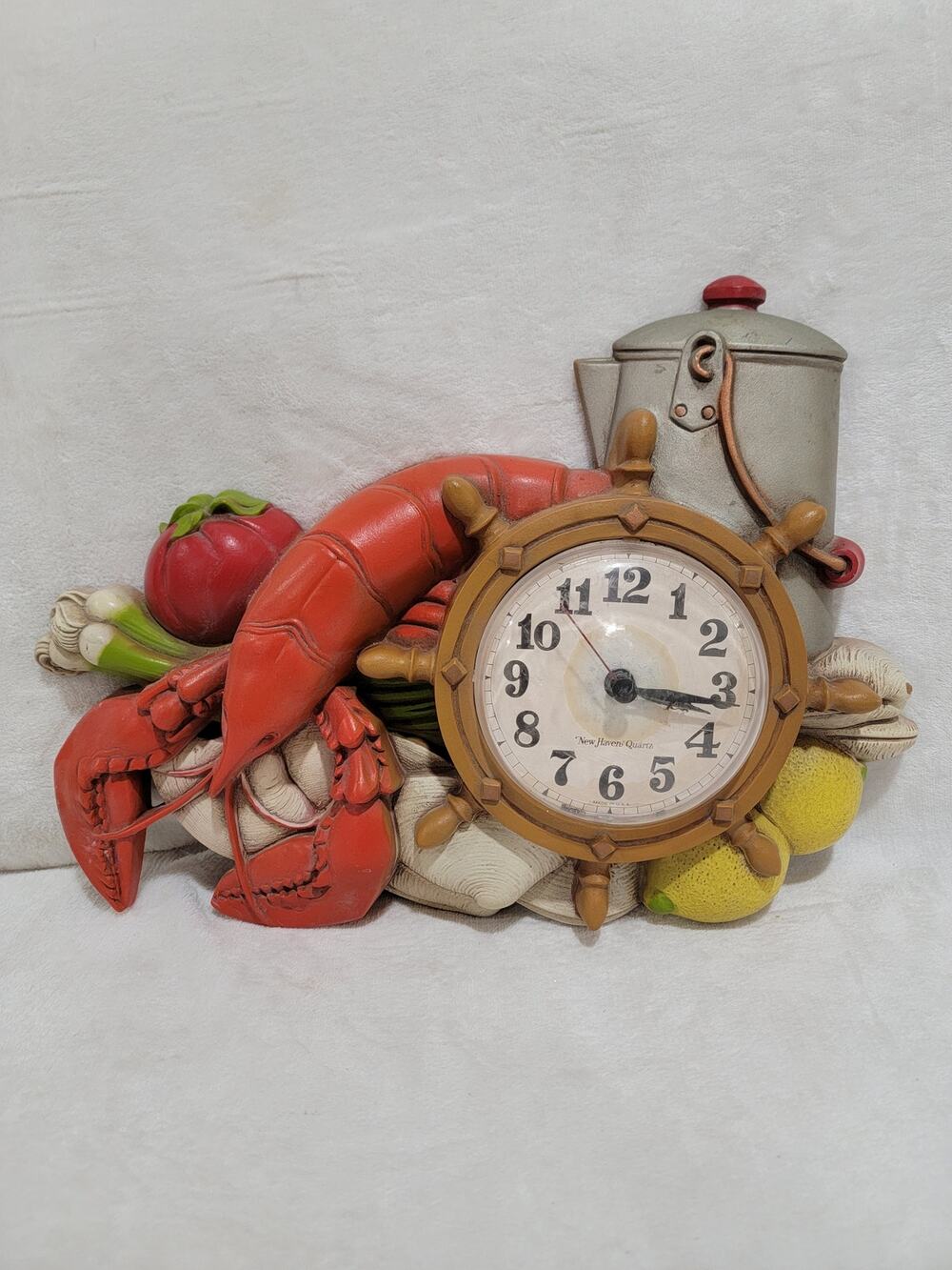 Vntg Burwood New Haven Lobster Clambake Plastic Kitchen Clock 1974 Non Working